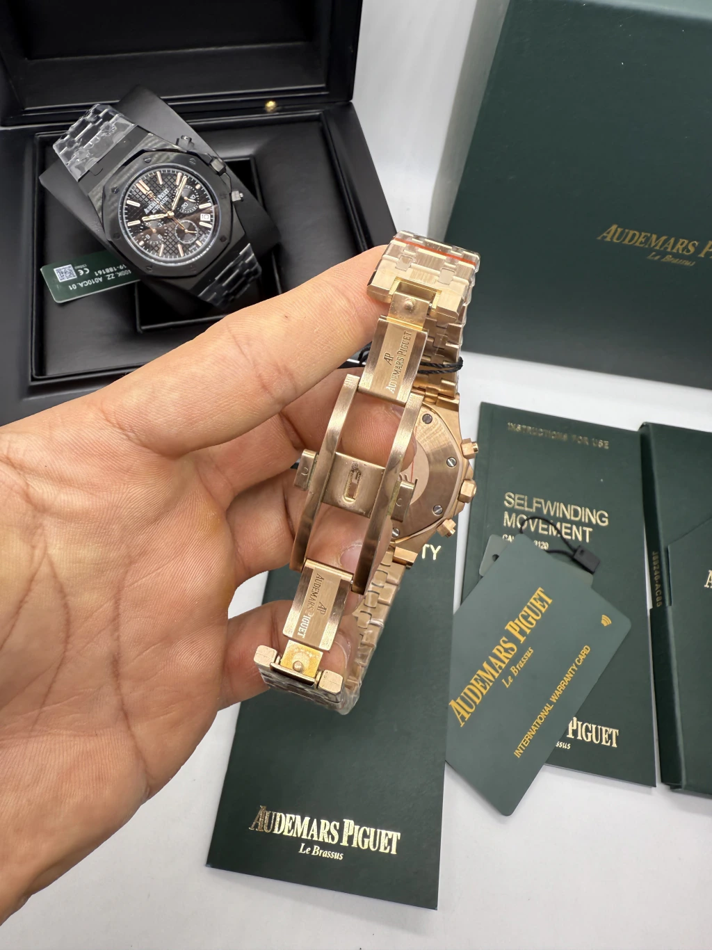 Audemars Piguet Royal Oak 42mm - AÇO ROSE MOSTRADOR AZUL - Imagem 4