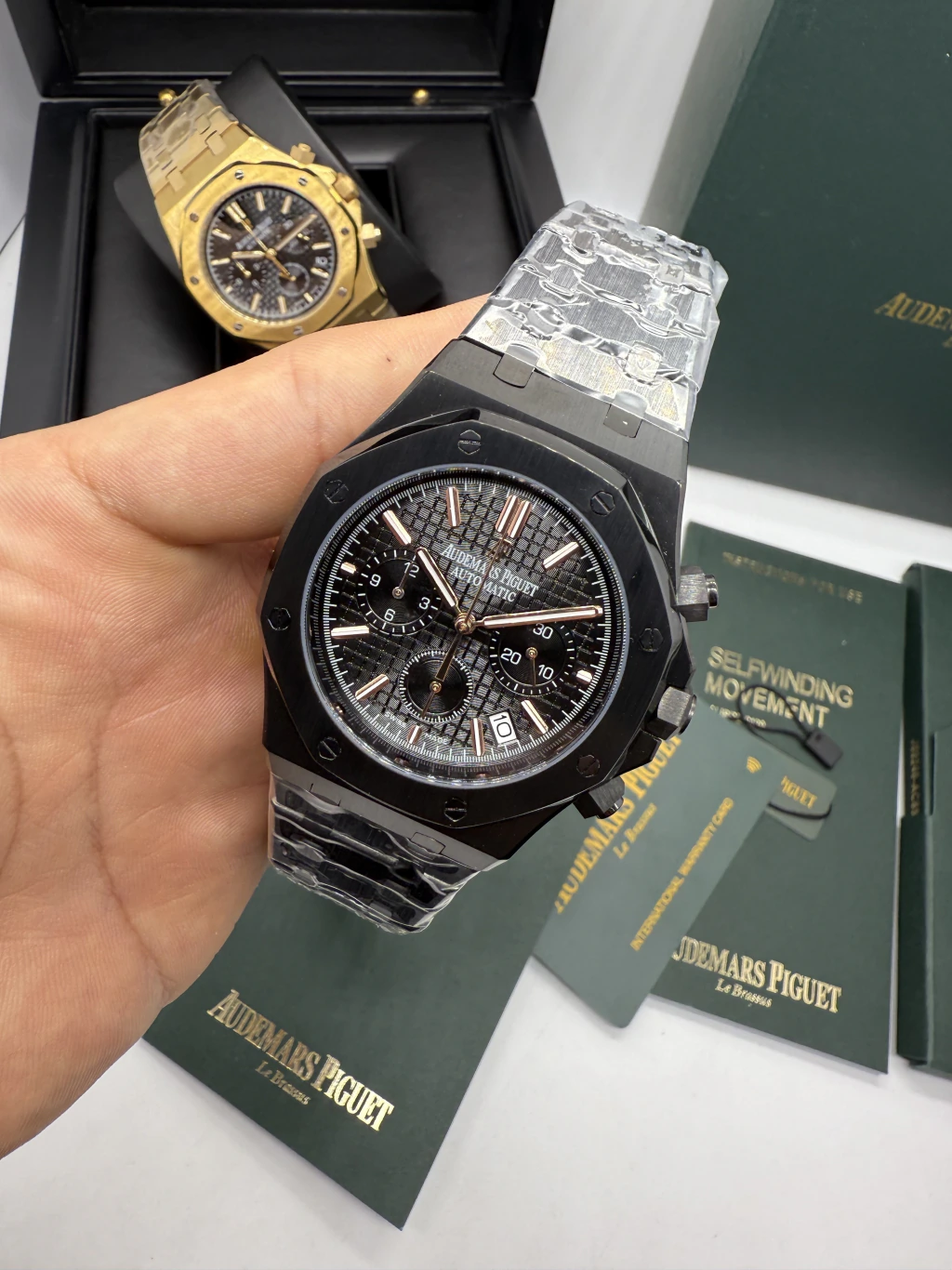 Audemars Piguet Royal Oak 42mm - AÇO PRETO MOSTRADOR PRETO