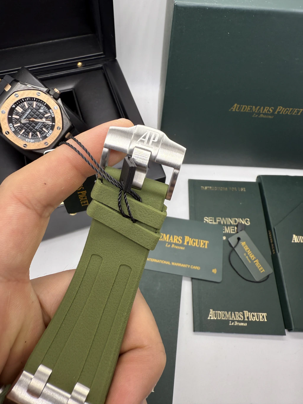 Audemars Piguet Offshore 42mm - AÇO MOSTRADOR VERDE - SILICONE - Imagem 4