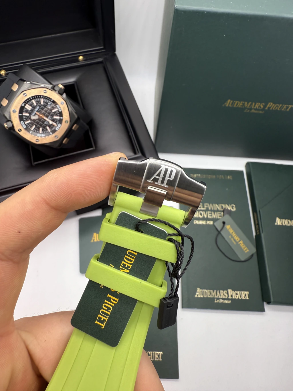 Audemars Piguet Offshore 42mm - AÇO MOSTRADOR VERDE - SILICONE - Imagem 4