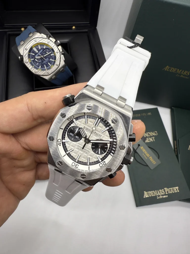 Audemars Piguet Offshore Chronograph 42mm - AÇO MOSTRADOR BRANCO - SILICONE