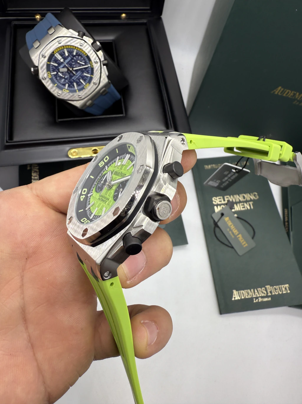 Audemars Piguet Offshore Chronograph 42mm - AÇO MOSTRADOR VERDE - SILICONE - Imagem 2