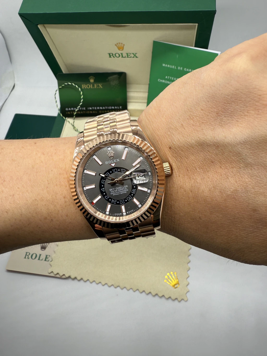 Sky-Dweller 40mm - AÇO ROSE MOSTRADOR PRETO - Imagem 5