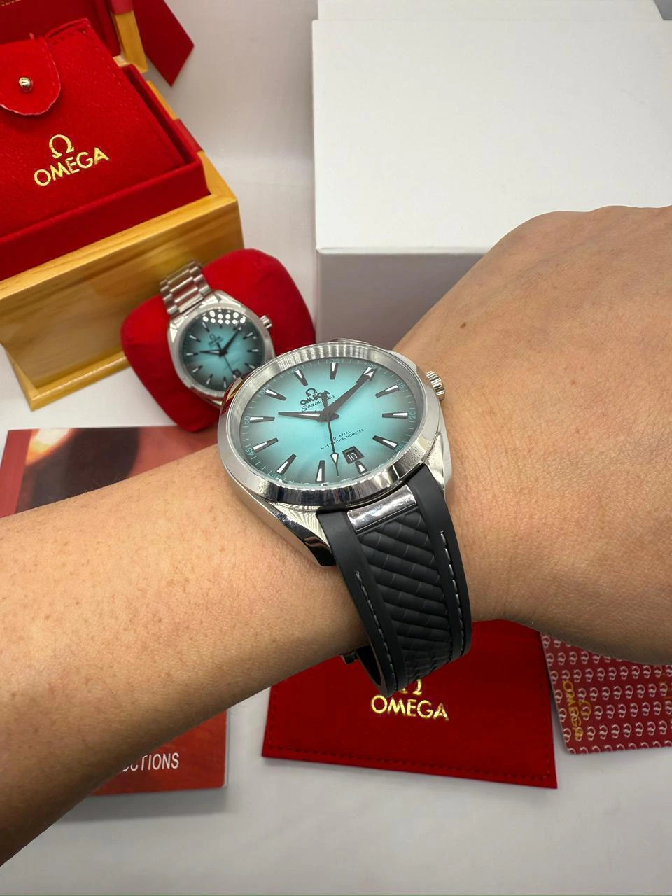 Omega Seamaster Aqua Terra 42mm - AÇO MOSTRADOR AZUL CLARO - SILICONE - Imagem 4