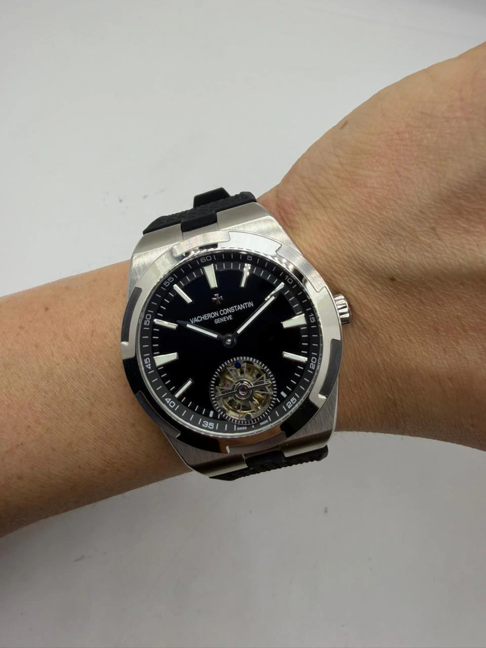Vacheron Constantin Tourbillon 40mm - AÇO MOSTRADOR PRETO - SILICONE - Imagem 4