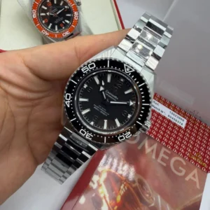 Omega Seamaster Planet Ocean 42mm - SUPER CLONE - AÇO MOSTRADOR PRETO