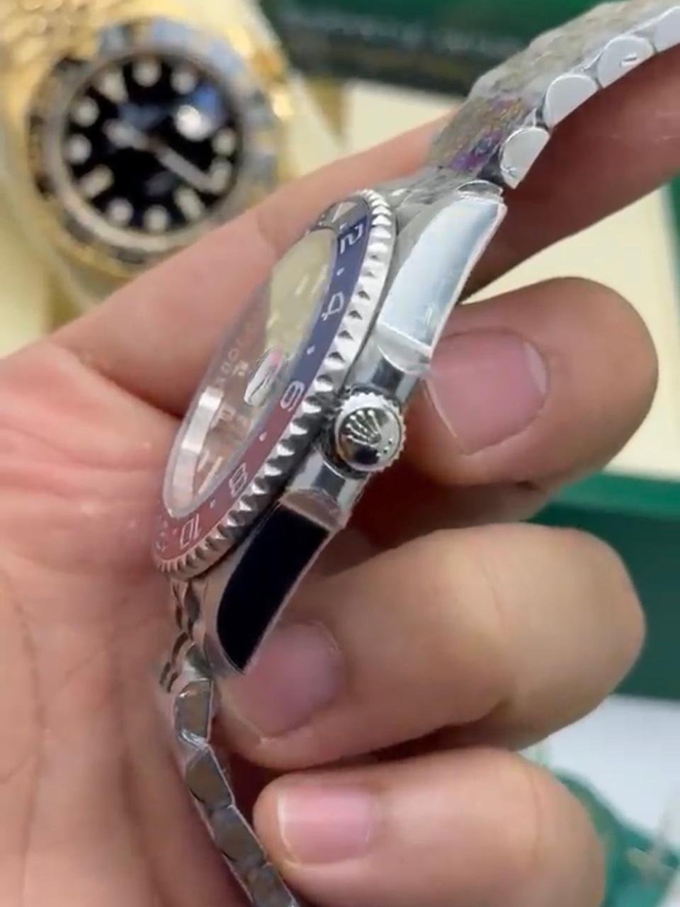 ROLEX GMT Master II 40mm - SUPER CLONE - AÇO MOSTRADOR PRETO (PEPSI) - Imagem 3