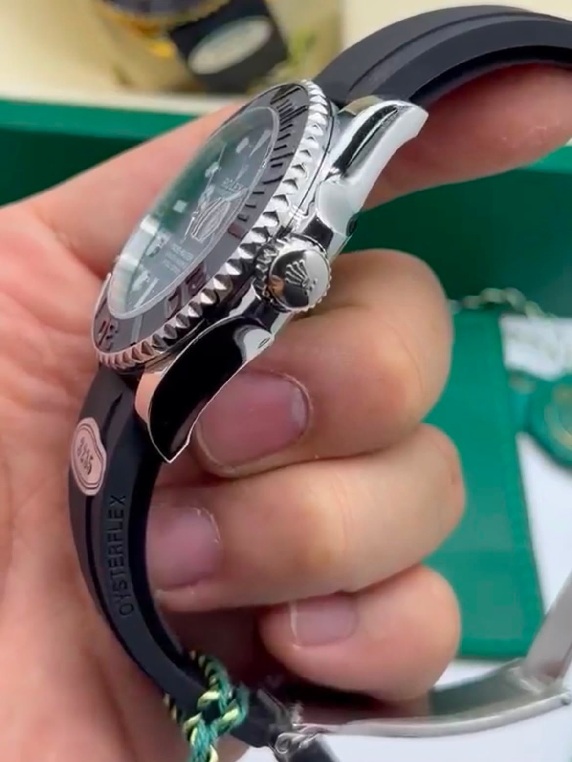 ROLEX Yacht Master - 42mm - SUPER CLONE - AÇO MOSTRADOR PRETO SILICONE - Imagem 3