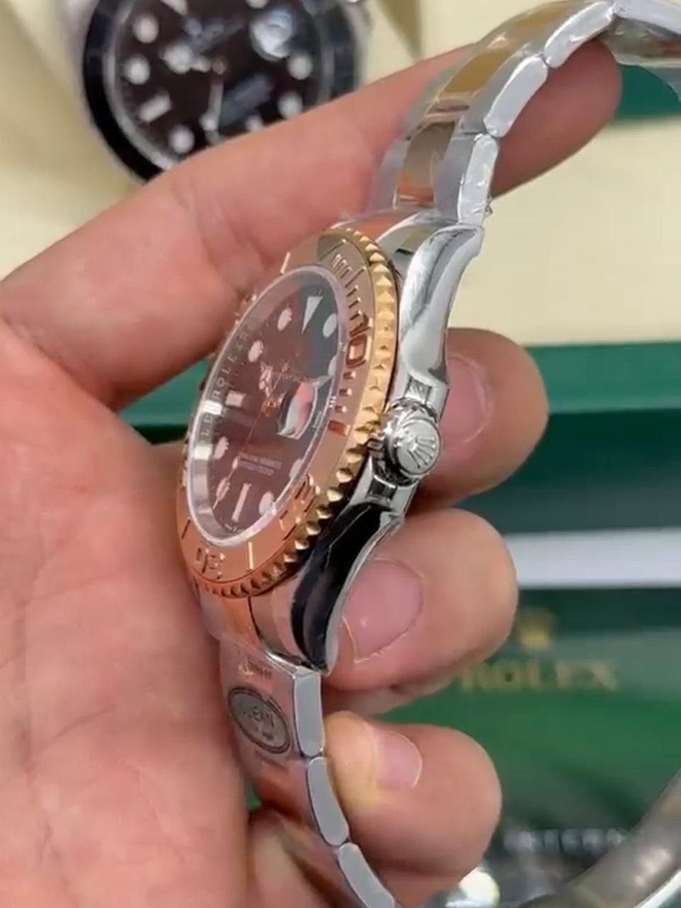 ROLEX Yacht Master - 40mm - SUPER CLONE - AÇO COM ROSE MOSTRADOR PRETO - Imagem 3