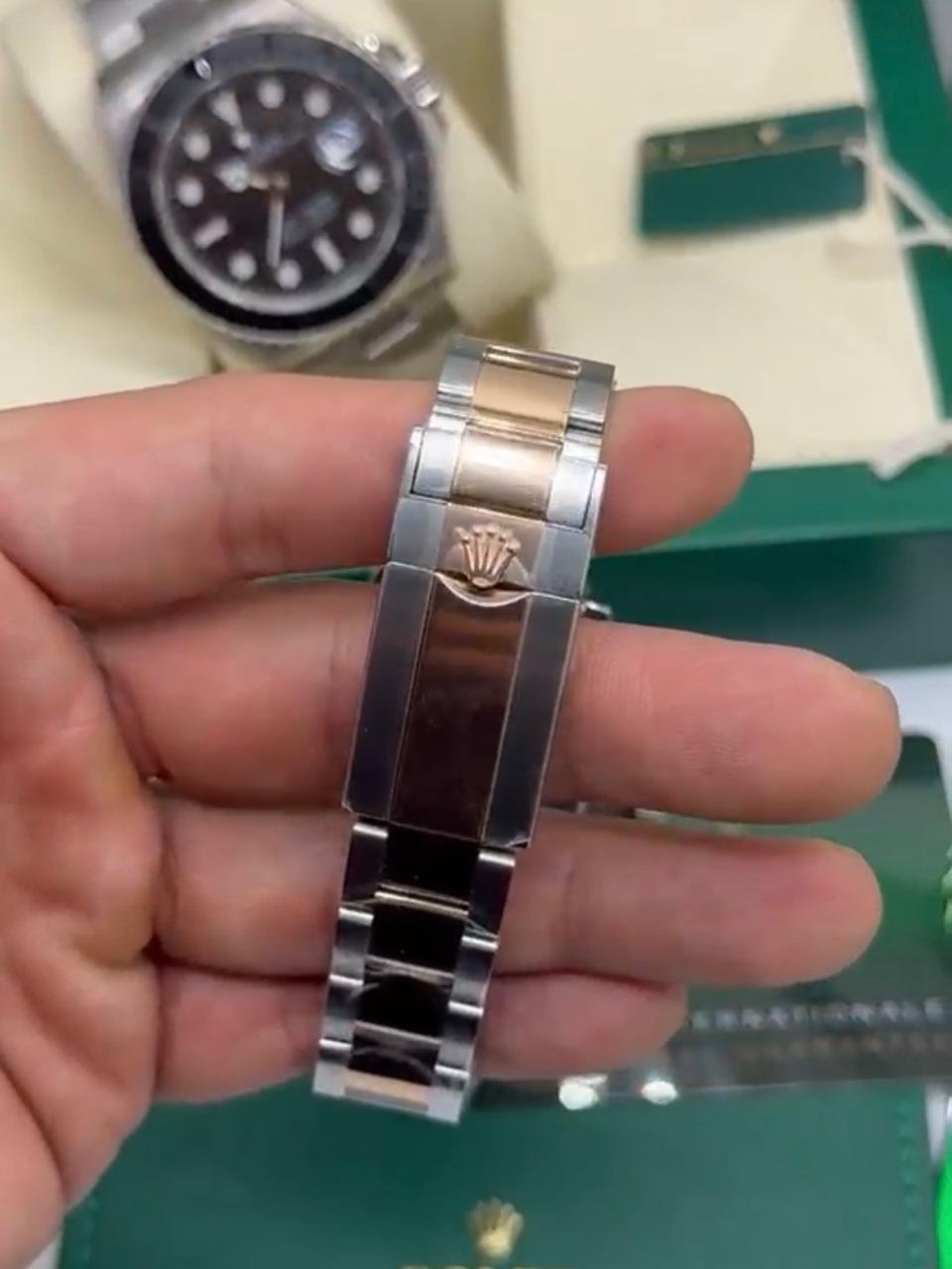 ROLEX Yacht Master - 40mm - SUPER CLONE - AÇO COM ROSE MOSTRADOR PRETO - Imagem 5