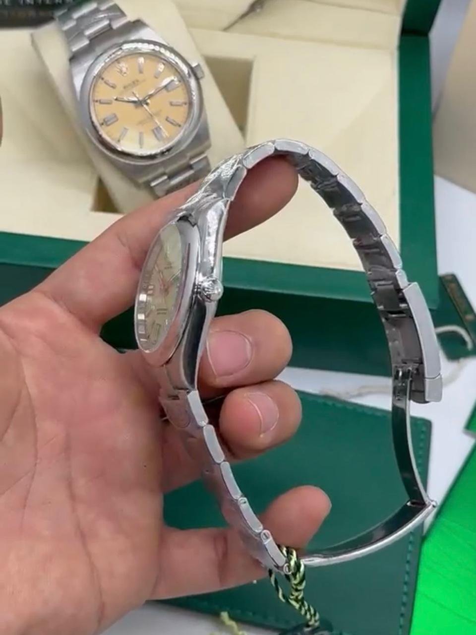 ROLEX Oyster Perpetual 40mm - SUPERCLONE - AÇO MOSTRADOR PISTACHE - Imagem 2