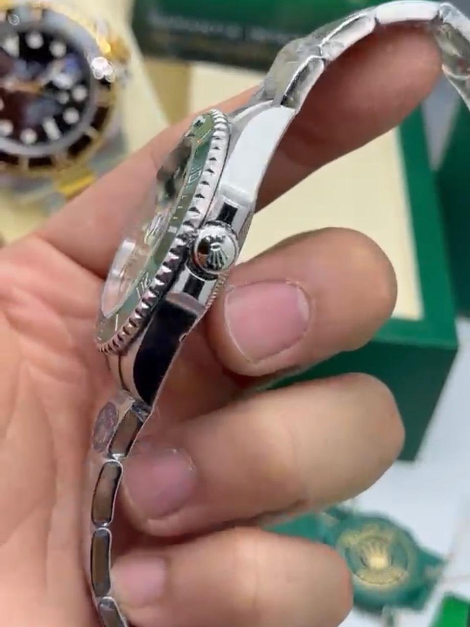 ROLEX Submariner 40mm - SUPER CLONE - AÇO MOSTRADOR VERDE (HULK) - Imagem 3