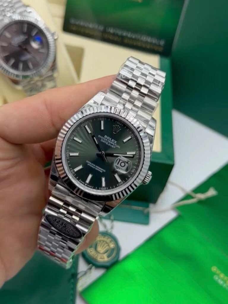 ROLEX Datejust 40mm - SUPER CLONE AÇO MOSTRADOR VERDE