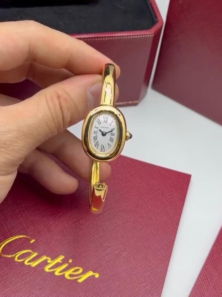 CARTIER BAIGNOIRE 19MM - AÇO DOURADO (BRACELETE)