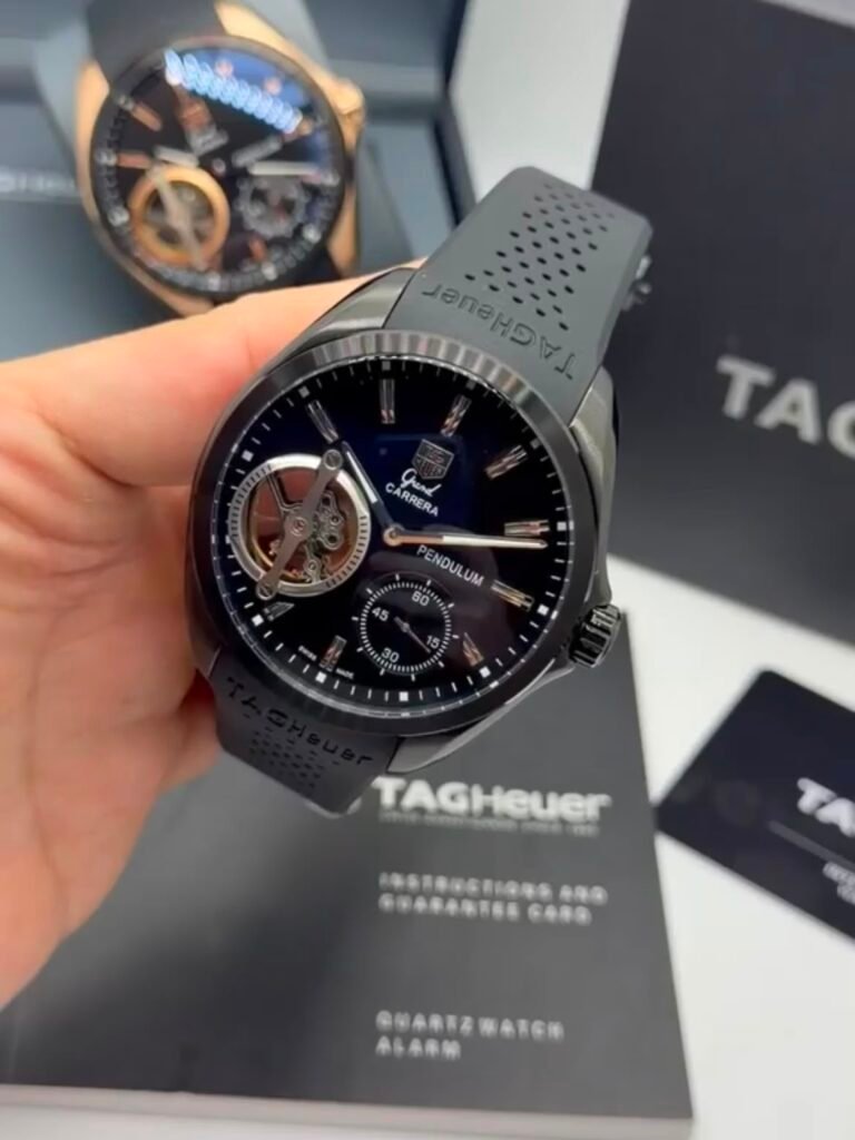 TAG Heuer Carrera Pendulum 48mm - AÇO PRETO MOSTRADOR PRETO - SILICONE