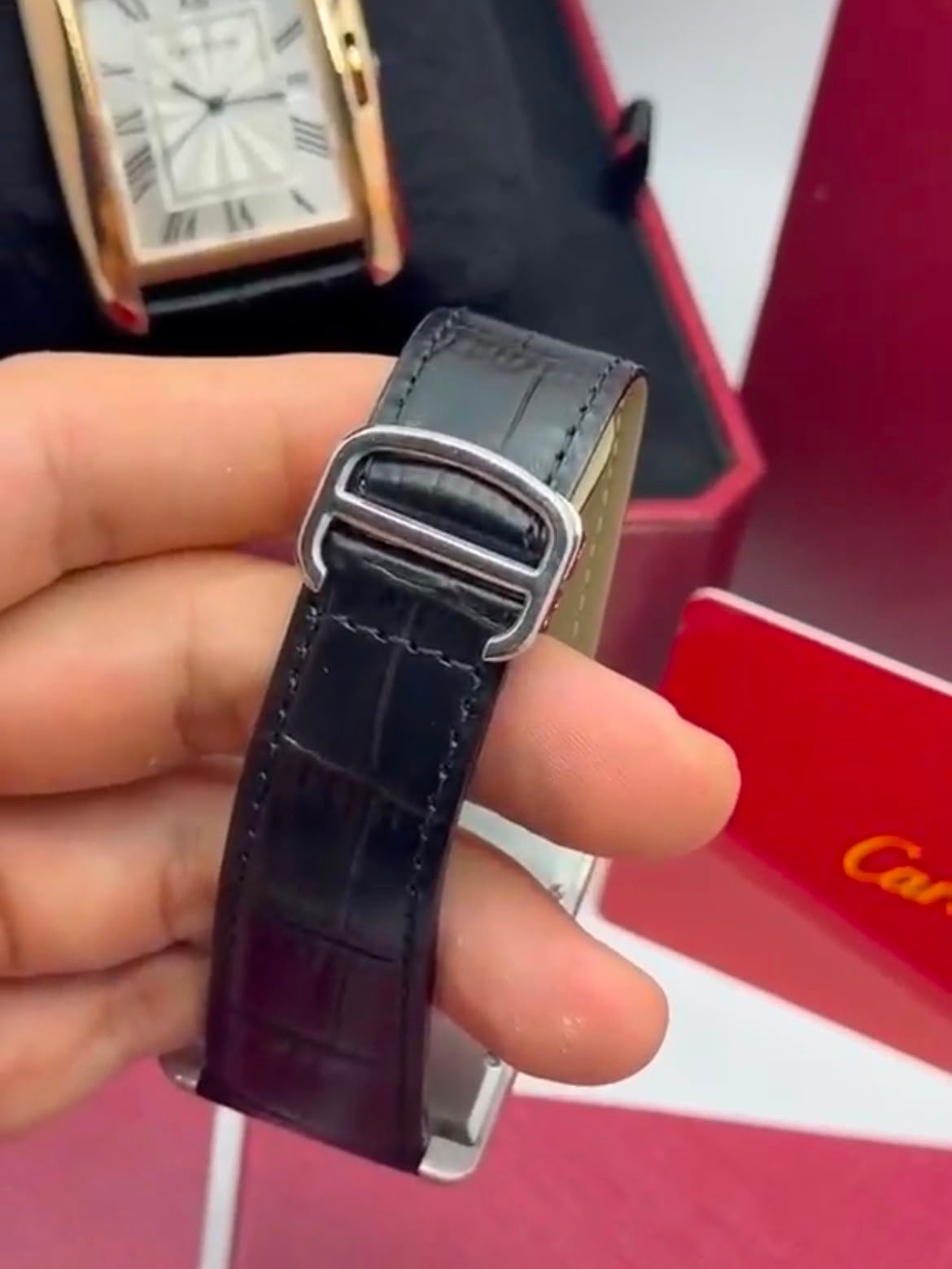 Cartier Tank Américaine 30mm - AÇO MOSTRADOR BRANCO - COURO - Imagem 4