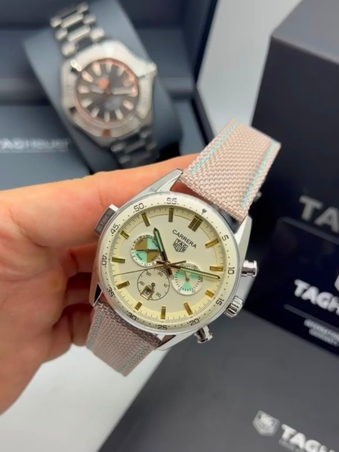 TAG Heuer Carrera 42mm - AÇO MOSTRADOR BEJE - COURO