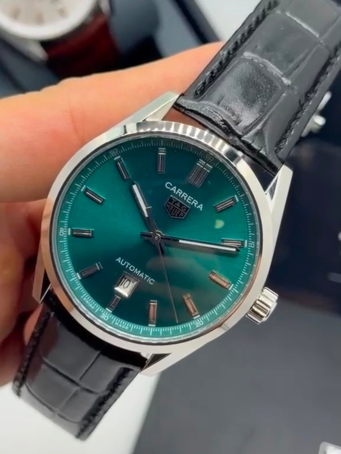 TAG Heuer Carrera Day-Date Calibre Green 41mm - AÇO MOSTRADOR VERDE - COURO - Imagem 4
