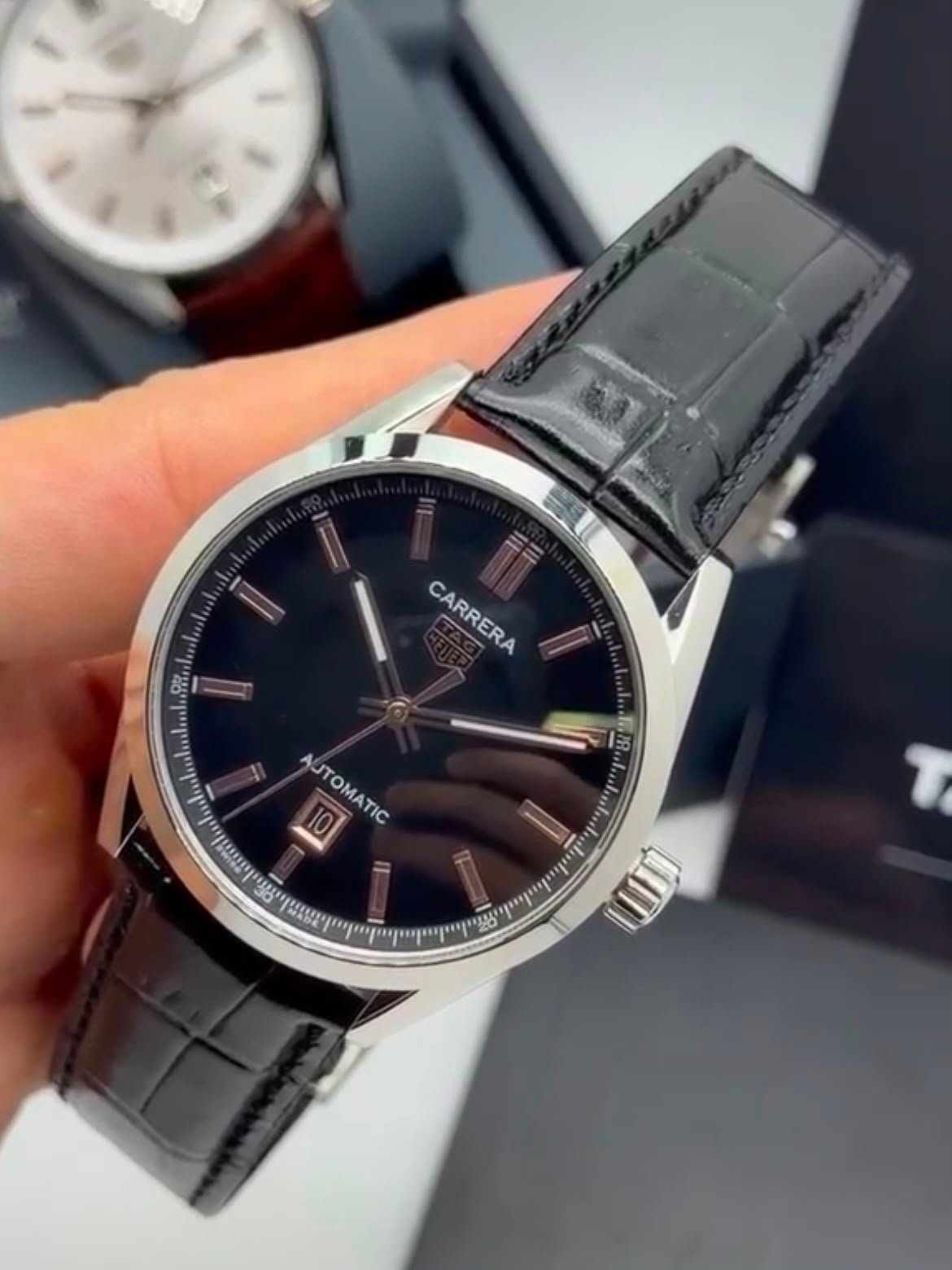 TAG Heuer Carrera 41mm - AÇO MOSTRADOR PRETO - COURO - Imagem 4