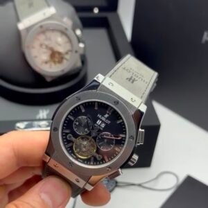 Hublot Classic Fusion Chronograph Tourbillon 44MM – AÇO MOSTRADOR PRETO – SILICONE E COURO