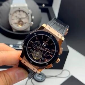 Hublot Classic Fusion Chronograph Tourbillon 44MM – AÇO ROSE MOSTRADOR PRETO – SILICONE E COURO