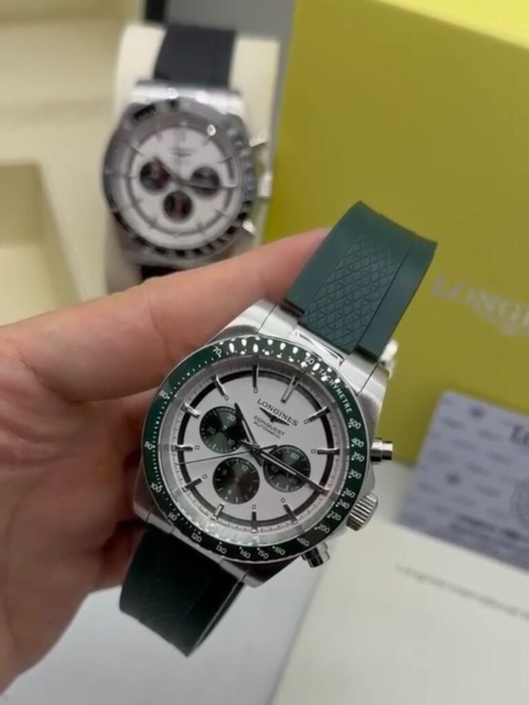 Longines Conquest Chronograph 42MM - AÇO MOSTRADOR BRANCO - SILICONE