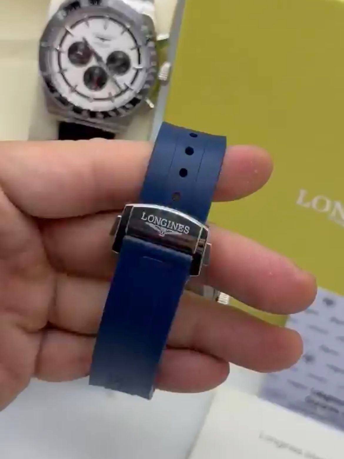 Longines Conquest Chronograph 42MM - AÇO MOSTRADOR AZUL - SILICONE - Imagem 4