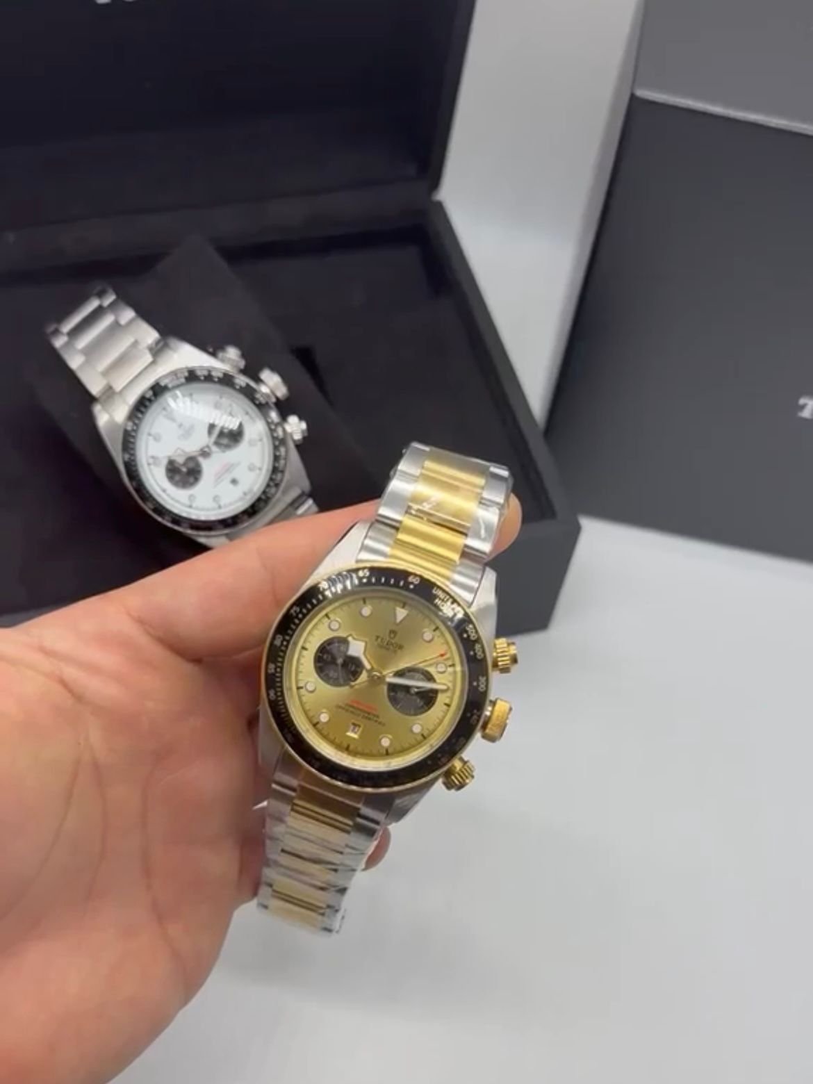 Tudor Black Bay Chrono 41mm - AÇO COM DOURADO MOSTRADOR DOURADO