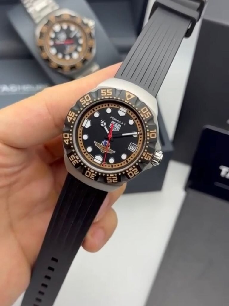 TAG HEUER formula 1 motors Indianápolis 38MM - AÇO MOSTRADOR PRETO - BORRACHA