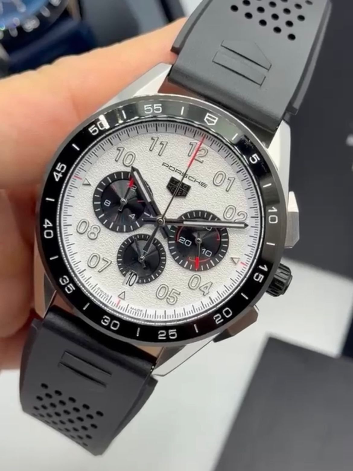 TAG Heuer Porsche 42mm - AÇO MOSTRADOR BRANCO - SILICONE - Imagem 4