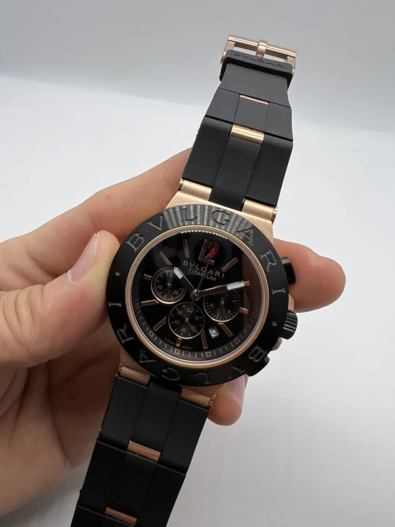 Bvlgari Diagono Titanium Chronograph 44mm - AÇO ROSE MOSTRADOR PRETO - SILICONE