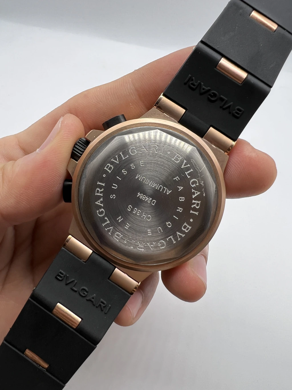 Bvlgari Diagono Titanium Chronograph 44mm - AÇO ROSE MOSTRADOR BRANCO - SILICONE - Imagem 3