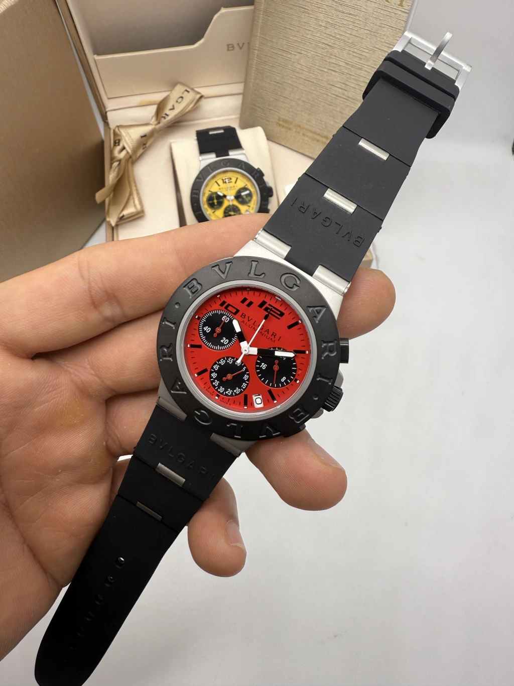 Bvlgari Aluminium Chronograph 40mm - AÇO MOSTRADOR VERMELHO - SILICONE