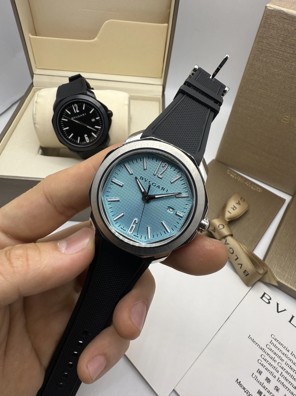 Bvlgari Octo Roma 41mm - AÇO MOSTRADOR TIFFANY - SILICONE
