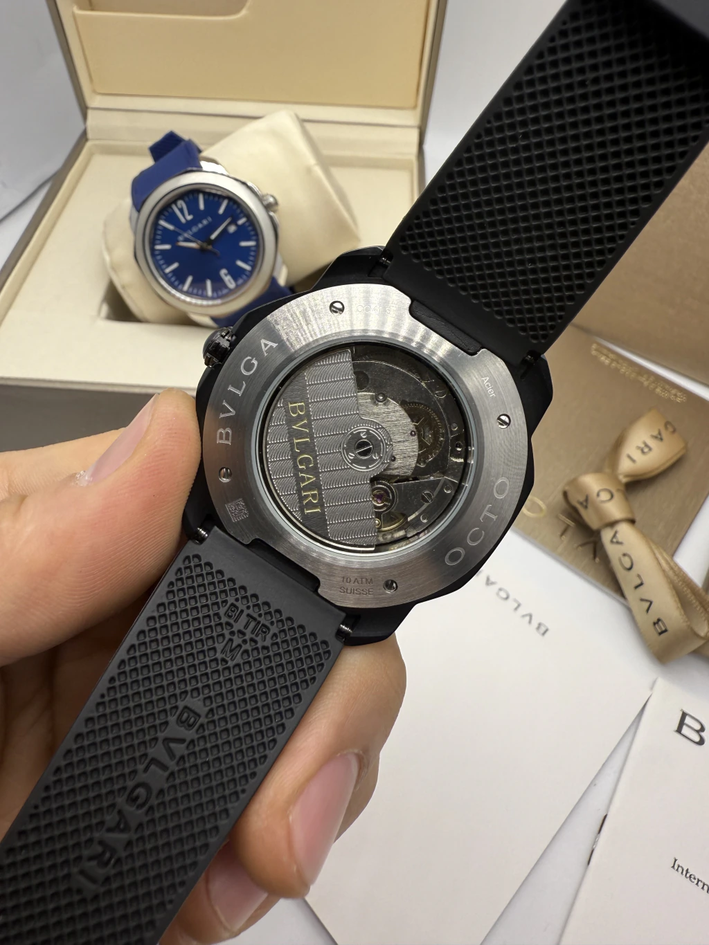 Bvlgari Octo Roma 41mm - AÇO PRETO MOSTRADOR PRETO - SILICONE - Imagem 3