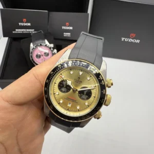 Tudor Black Bay Chrono 41mm - AÇO MOSTRADOR DOURADO - SILICONE