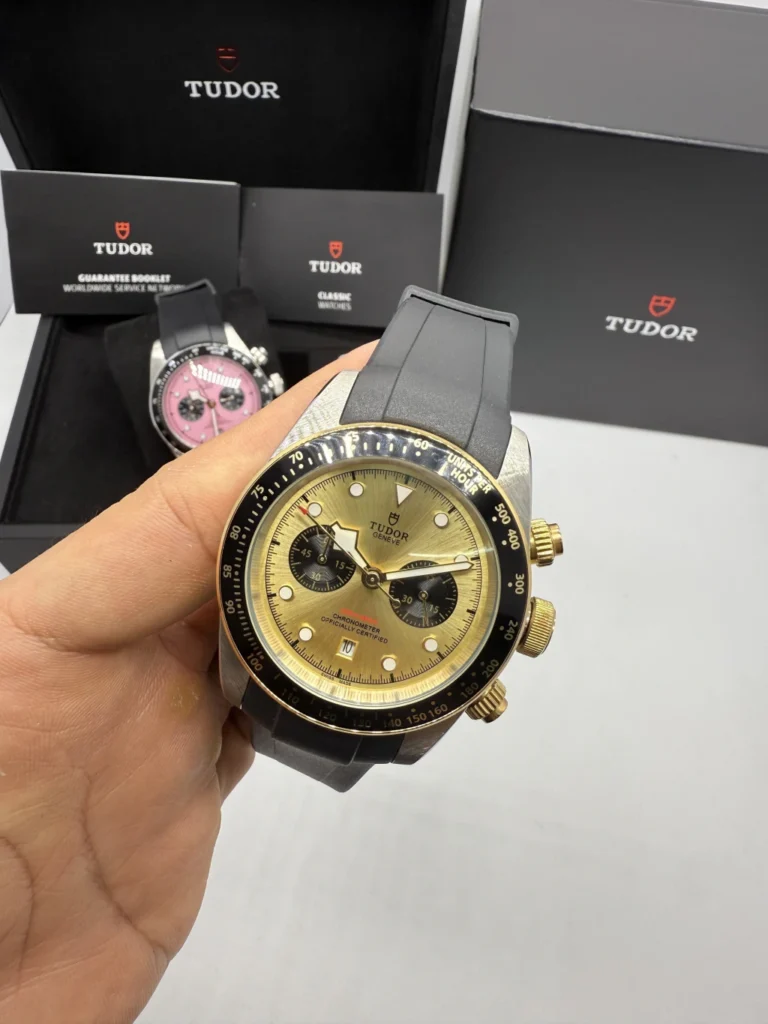 Tudor Black Bay Chrono 41mm - AÇO MOSTRADOR DOURADO - SILICONE