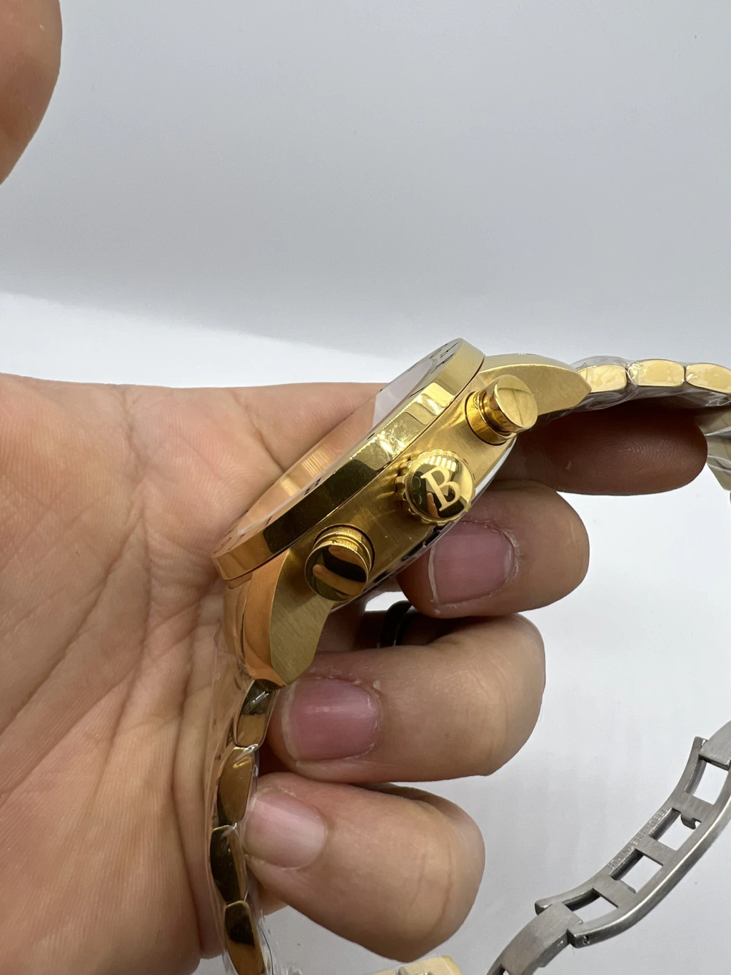 Bvlgari Iron Man Tourbillon 47mm - AÇO DOURADO MOSTRADOR AMARELO - Imagem 2