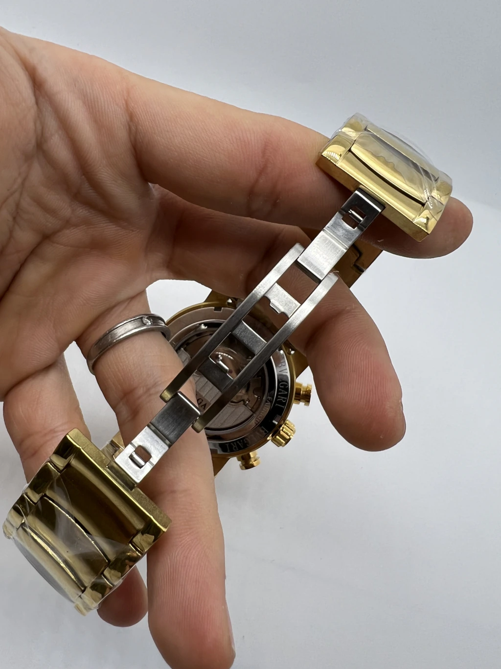 Bvlgari Iron Man Tourbillon 47mm - AÇO DOURADO MOSTRADOR AMARELO - Imagem 4