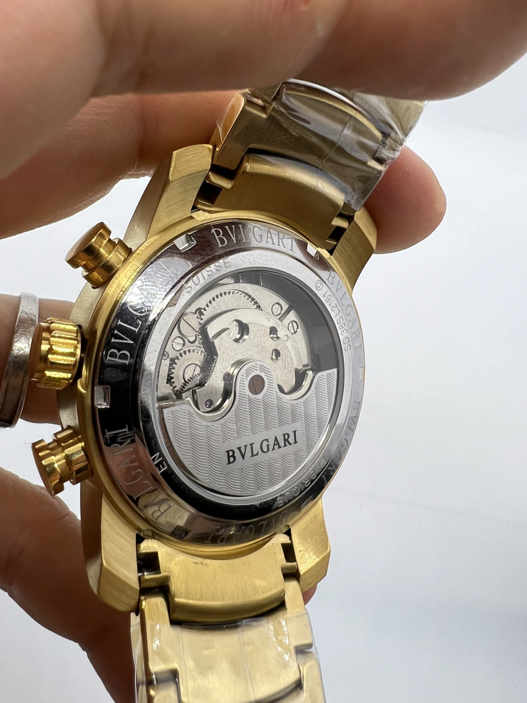 Bvlgari Iron Man Tourbillon 47mm - AÇO DOURADO MOSTRADOR BRANCO - Imagem 3