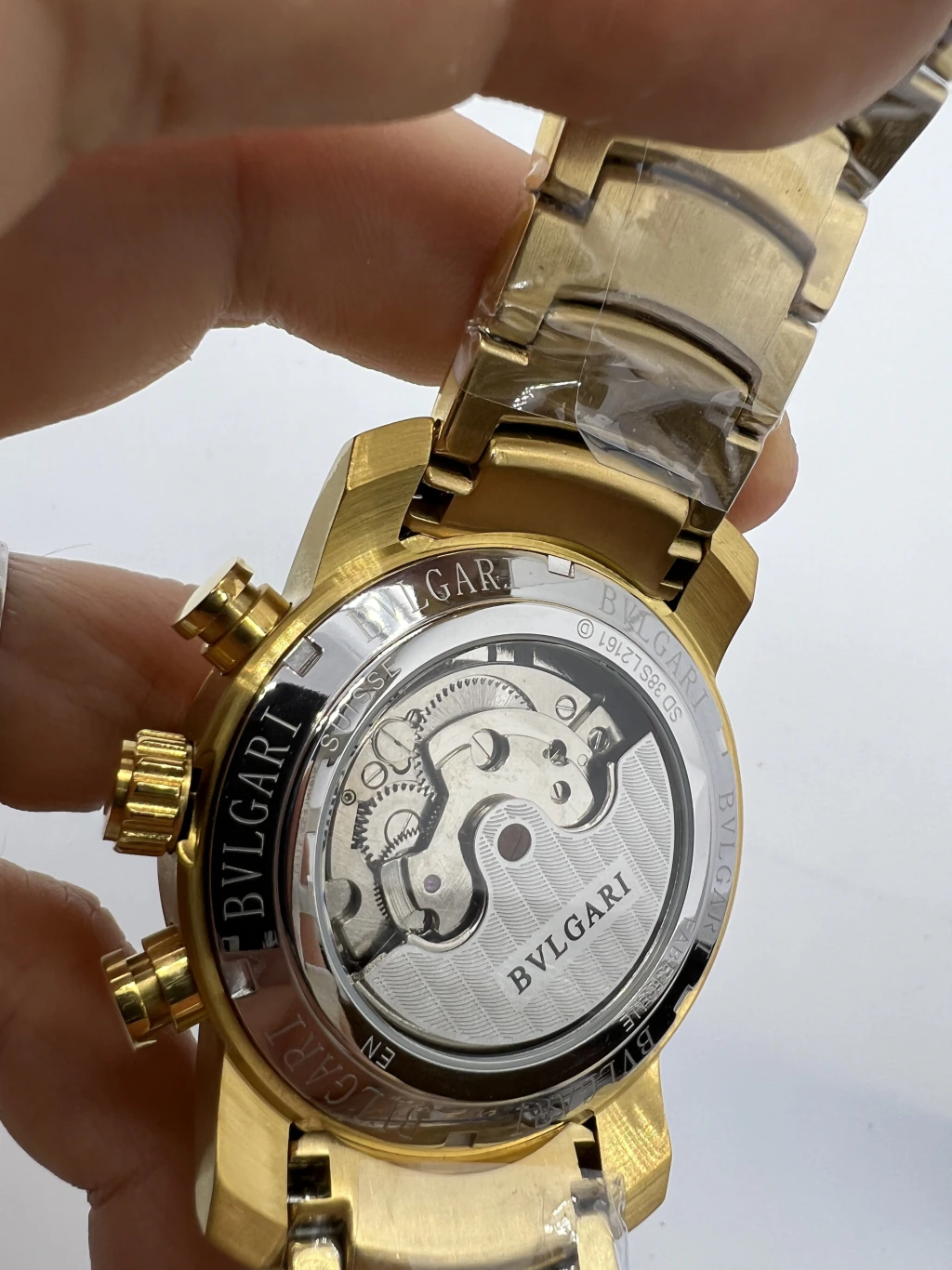 Bvlgari Iron Man Tourbillon 47mm - AÇO DOURADO MOSTRADOR DOURADO - Imagem 3