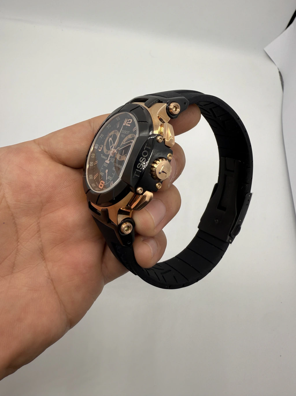 Tissot T-Race 45mm- AÇO COM ROSE MOSTRADOR PRETO - SILICONE - Imagem 2