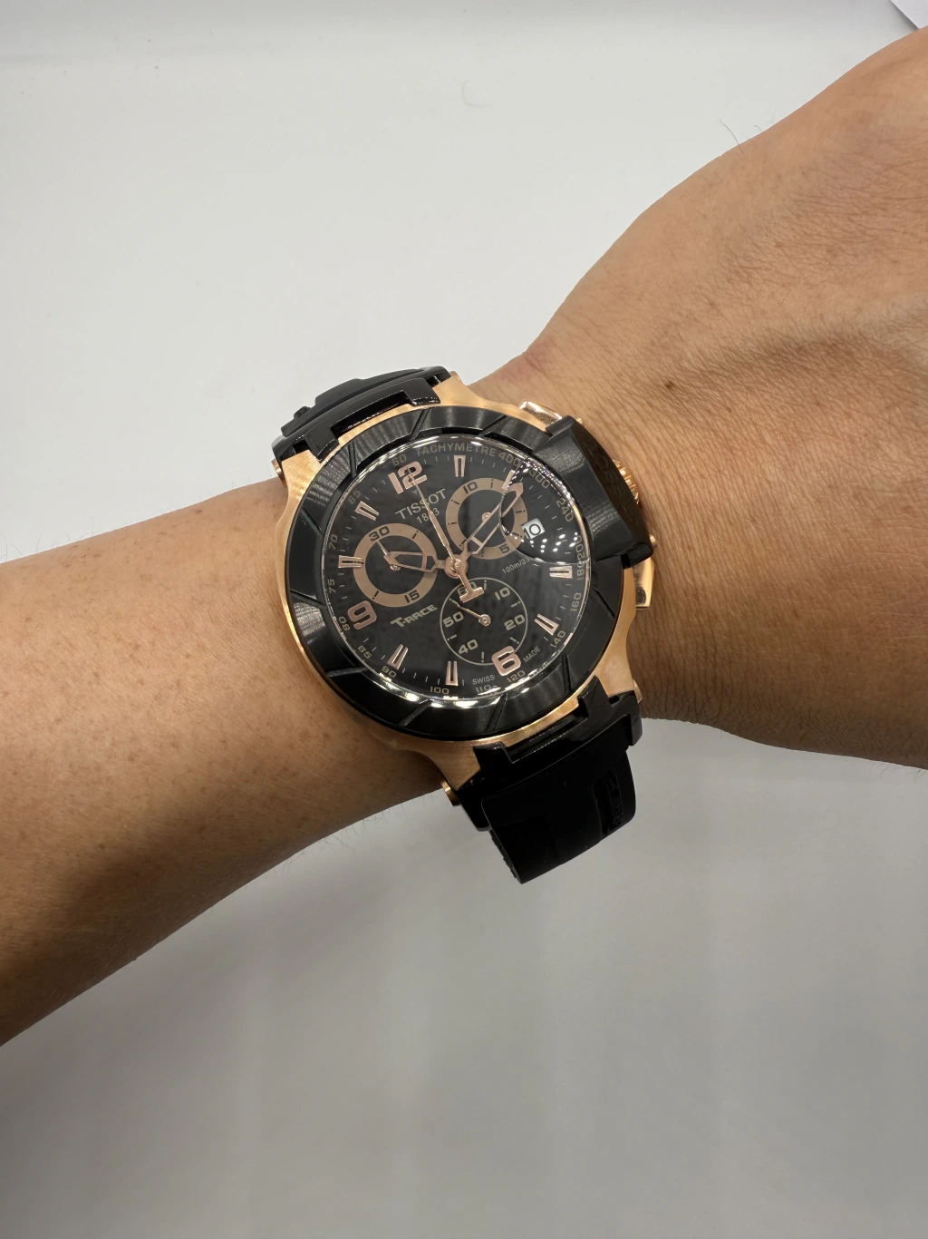 Tissot T-Race 45mm- AÇO COM ROSE MOSTRADOR PRETO - SILICONE - Imagem 5