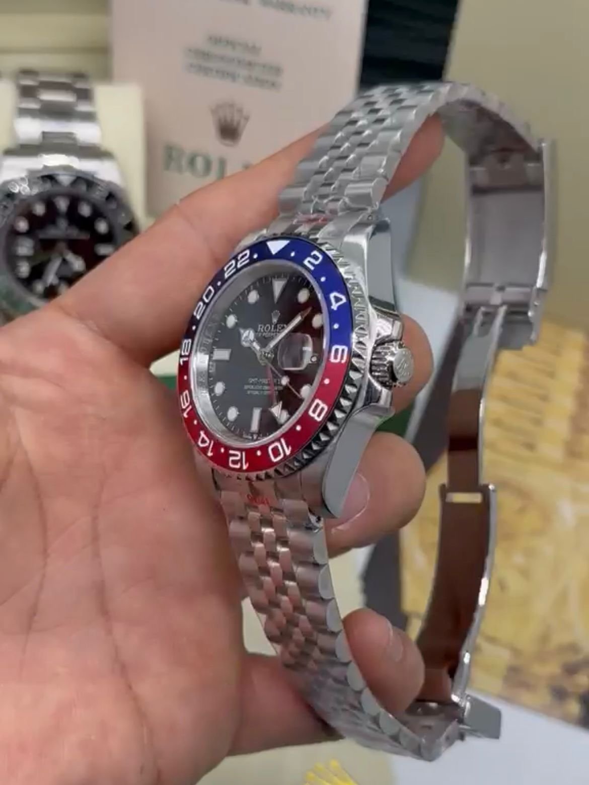 GMT Master II 40mm - AÇO MOSTRADOR PRETO (PEPSI) - Imagem 3